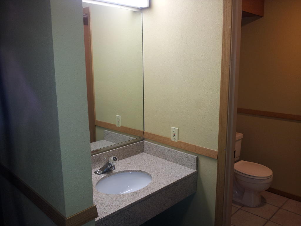 South Tacoma Suites Kamer foto