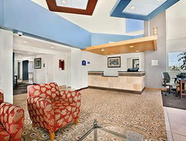 South Tacoma Suites Buitenkant foto